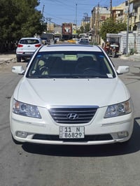 سوناتا 2010 وارد خليجي محرك 2400  ماشيه 161 الف كم / رقم بغداد دولي با...