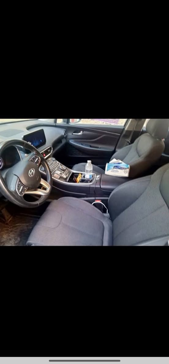 سلام عليكم سنتافي مريكي ربعه سنتر وخمسه راكب موديل 2023 // ***********
