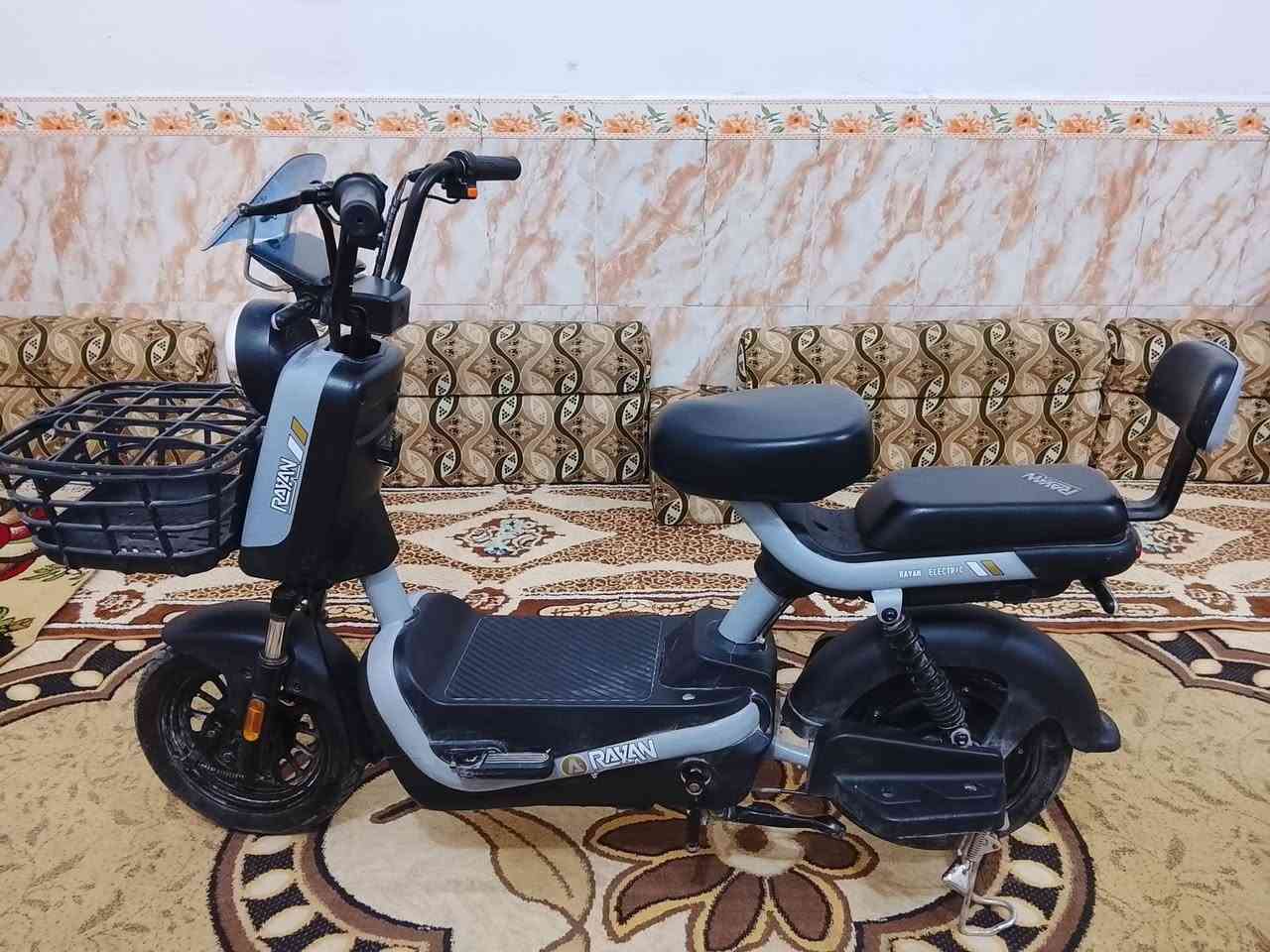 سلام عليكم اخوان درجه للبيع شحن الريان مستعملة قليل السعر خاص هااذ رقمي *********** مكاني سوق الشيوخ ذي قار
