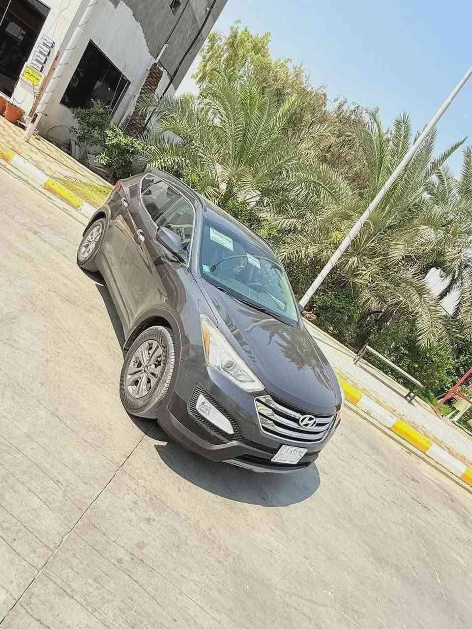 سلام عليكم
سنتافي 2016امريكي 

سونار مرفق بيه 4قطع صبغ 

سياره جاهزه محرك 4سلندر 
رقم واسط 
 تحويل ثاني يوم
ترهم مراوس 
مكان واسط الصويرة 

***********
