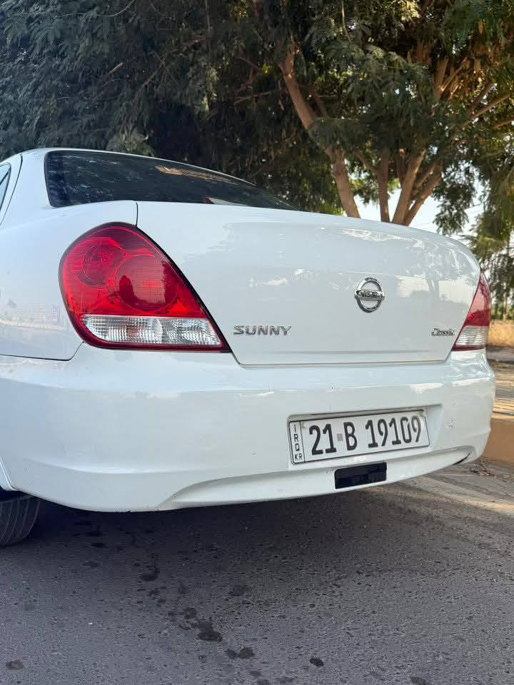 للبيع نيسان سني موديل 2010 مكفولة
من الصبغ والضرر  كير ومحرك  بالشرط تخم تايرات جديد سنويه جديده 

العنوان صلاح الدين بلد 

السعر  118قفل 

 ***********
