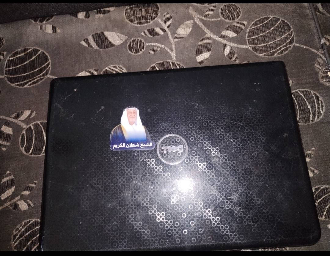 سلام عليكم حاسبه  دل للبيع نضافه 100/80 كلها شغاله نت وبرامج ذاكره 32 ترهم للدراسه ولل طباعه وسحب الصور السعر 180وبيها مجال الشراي خاص


**إذا كنت صاحب هذا الإعلان وتريد حذفه لأي سبب، رجاءا أرسل رسالة إلى الدعم الفني**