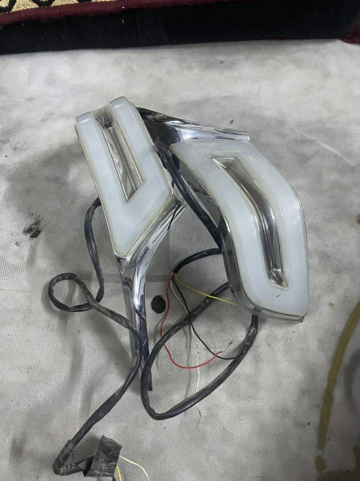 السلام عليكم غراض  استعمال قليل كولدن للبيع  كلمن وسعره  وتساب:***********
