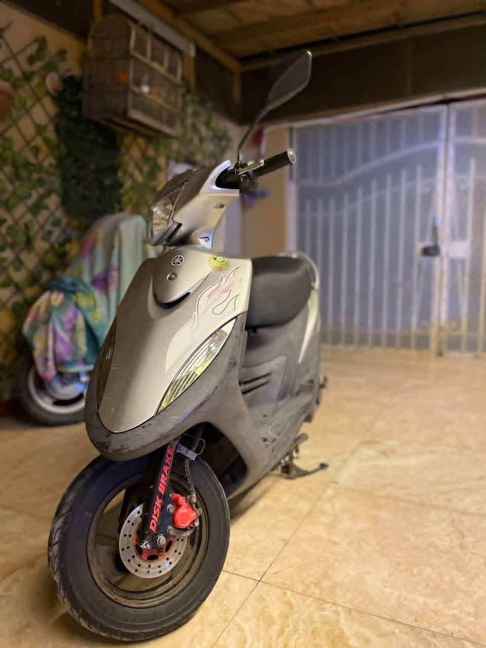 دراجه ماكس عدله حاويه حاويه رمبه وصل موجود البارحه طلعت من لرمبه بس صار ضرف لدراجه اريدها ب1200وبيها مجال قليل كلش ماشيه 30الف رقم تواصل ***********
