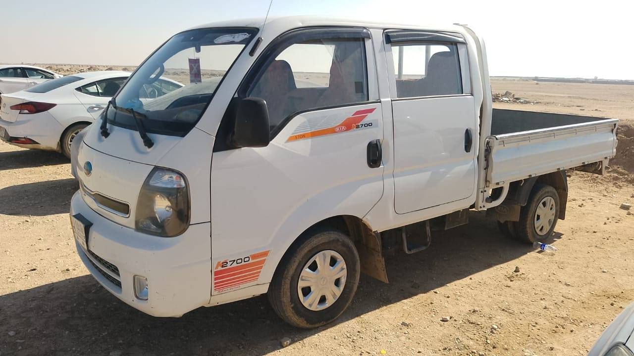 السلام عليكم للبيع كيا دبل قماره موديل 14رقم بابل تحويل ثاني يوم مكفوله كفاله عامه محرك 2700كير حداديه تخم تاير كله جديد سعر128 بيه مجال العنوان بابل ابي غرق اتصال///***********//
