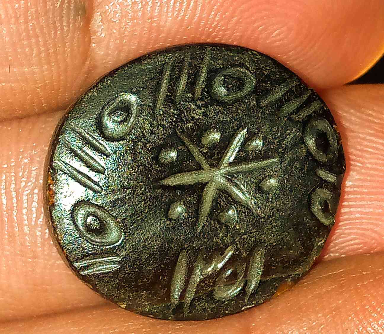 شفه عبد يماني قديم خط كوفي شفره حفر يدوي.  السعر 60 بغداد, العراق


**إذا كنت صاحب هذا الإعلان وتريد حذفه لأي سبب، رجاءا أرسل رسالة إلى الدعم الفني**