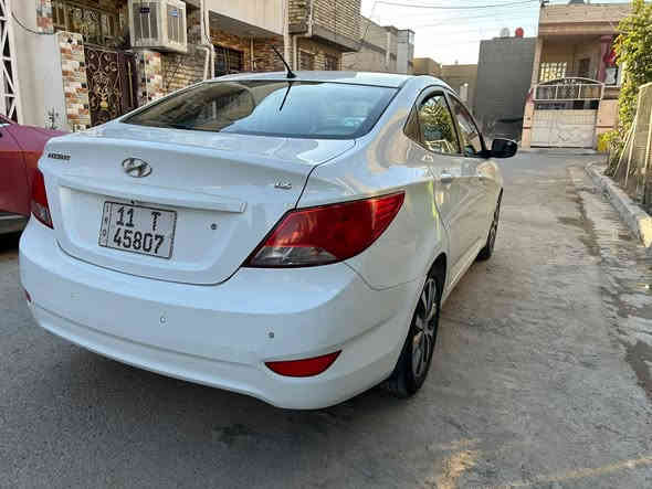 السلام عليكم اكسنت 2016 خليجيه محرك 1600 مكفوله من الصبغ ول ضربه بيها بارد بل جاملغ الخلفي بل داير فقط موضح بل صور سياره جديده وضع الشركه مابيها نقص كير مكينه ممفتوح ماشيه 44 بسمي رقم بغداد السعر 117 بيها مجال مكان السياره بغداد حي القاهره ***********
