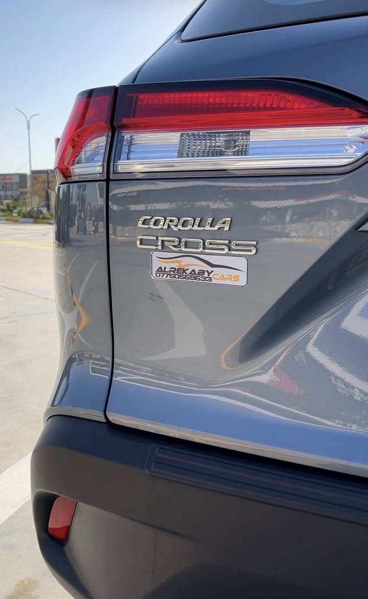 السلام عليكم للبيع
TOYOTA CROSS 2023
مواصفات 
AWD
شاشة Apple CarPlay
كاميرا 
تحكمات مقود جهتين 
داخل لونين 
قطعتين تبريد
سايد بريك بصمة
ماشية 28,000mi
                        السيارة حادثها بنيد فقط 
   السيارة جديدة جداً احلى من الصور جاهزة من كل شيء
      للاستفسار الأتصال على ***********☎️
                    السعر الاتصال على الرقم 👆
العنوان ديالى بعقوبة

