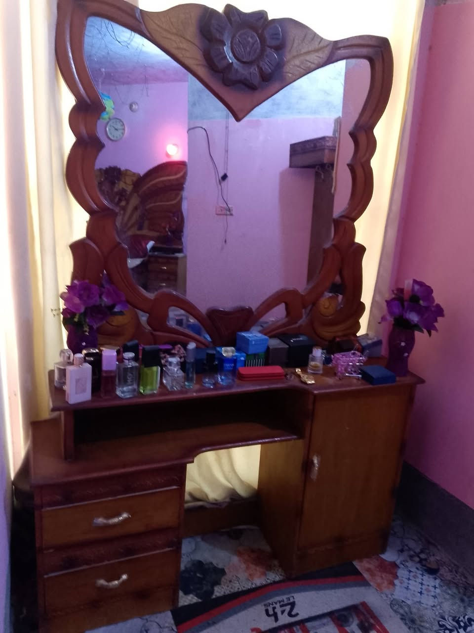 ***********السلام عليكم غرفة سته باب طابقين معلومات اكثر تواصل على الرقم مكاني كربلاء
