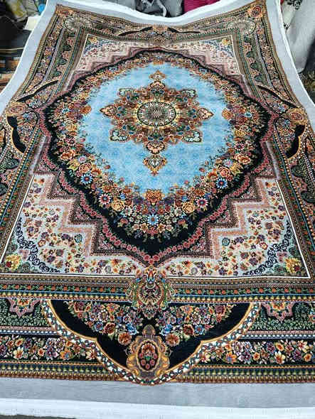 موكيت كلاودي ثقيل درجة اولى راقي خامة حرير 
شرط ثقيل الظهر كابوي
القياس 3 & 2
بالضبط طول ٣  مع الشرشوبه العرض ١٩٠ 
السعر 25 ألف 
العنوان ميسان حي الثورة شارع الماطور للإستفسار الاتصال على الرقم أو مراسلة الصفحة ***********

متوفر توصيل 🚕🚕 عمارة
