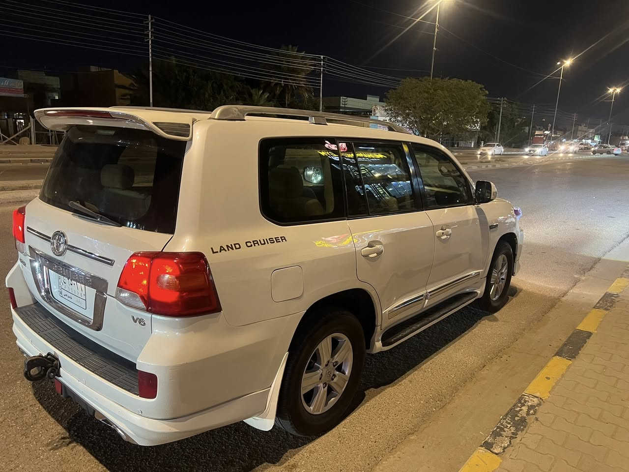 الهم صلي على محمد وال محمد
رمضان كريم لاندكروز 2008 داخل عسلي مكينه ٦سلندر سياره بيه بنيد بي صبغ مال تشليع وقماره همات بيه مكانات مال تشليع ولازكه فابلون وباقي كفاله سياره كلش جديده مال بيت تخم تاير جديد حداديه جهازه من كلشي سعر ٢٥٥ وبيه مجال مكانه نجف لاستفسار ***********
