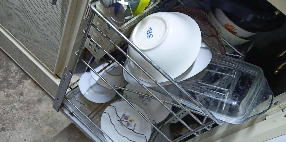 السلام عليكم كاونتر للبيع نضيف جدا طول الكاونتر مترين ونص والسنك مترين سعرة ٤٨٠ السعر جدا مناسب مكاني خان بني سعد


**إذا كنت صاحب هذا الإعلان وتريد حذفه لأي سبب، رجاءا أرسل رسالة إلى الدعم الفني**