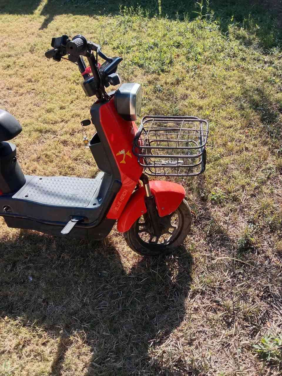 سلام عليكم دراجة شحن للبيع سويچ عادي وبصمة السعر 300 الف المكان بغداد الجسر الفرنسي للتصال ***********
