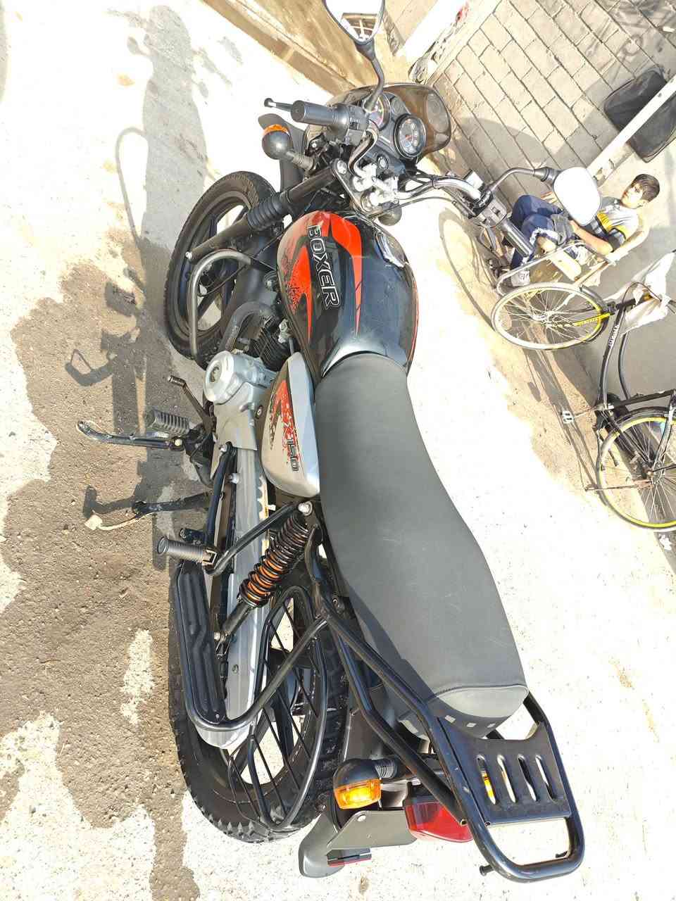 بوكس موديل 22 سنوية
المكان قضاء المدينه 
رقم *********** سعر خاص
