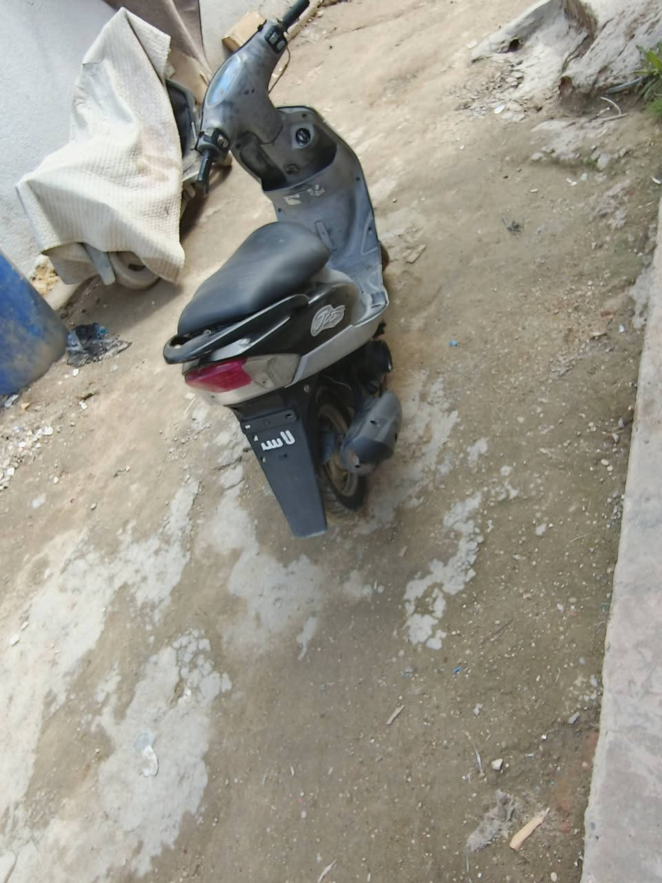 دراجه ماكس منغولي كفاله عامه سعره 450 مكاني حله شاوي كلها شغاله رقم الموبايل ***********
