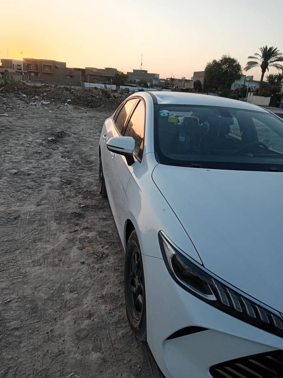 السلام عليكم بيوايدي موديل ٢٥ رقم بغداد ماشيه ٢٨ سياره جديده كلشي ماعايزه بيه هاي الدحجه بالتحميل مكانه بابل السعر ١٧ مليون قفل ***********
