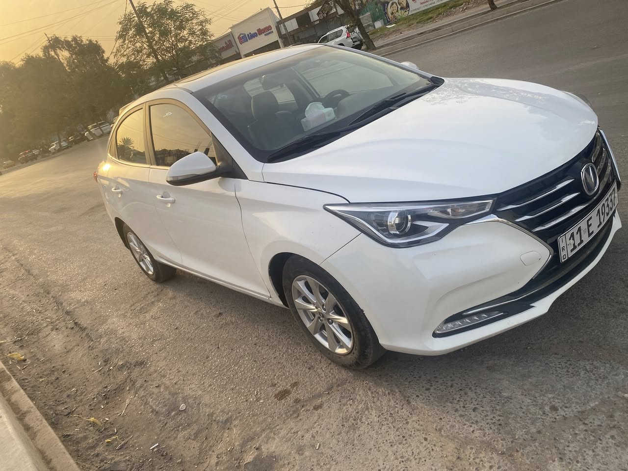 شانجان ال سفن للبيع ٢٠١٤بغداد انكليزي بسمي فول مواصفات فتحه تحكم ستيرن جهتين شاشه ويل كب أساير للمري  كشنات جلد 
محرك كير تبريد كفاله عامه بيهه جاملغ خلفي بي صبغ فقط ونص بلباب صبغ فقط ماشيه ٢٧ الف سياره مال بيت
السعر ٩٢ وبيهه مجال حك الجيه
الاتصال ***********
