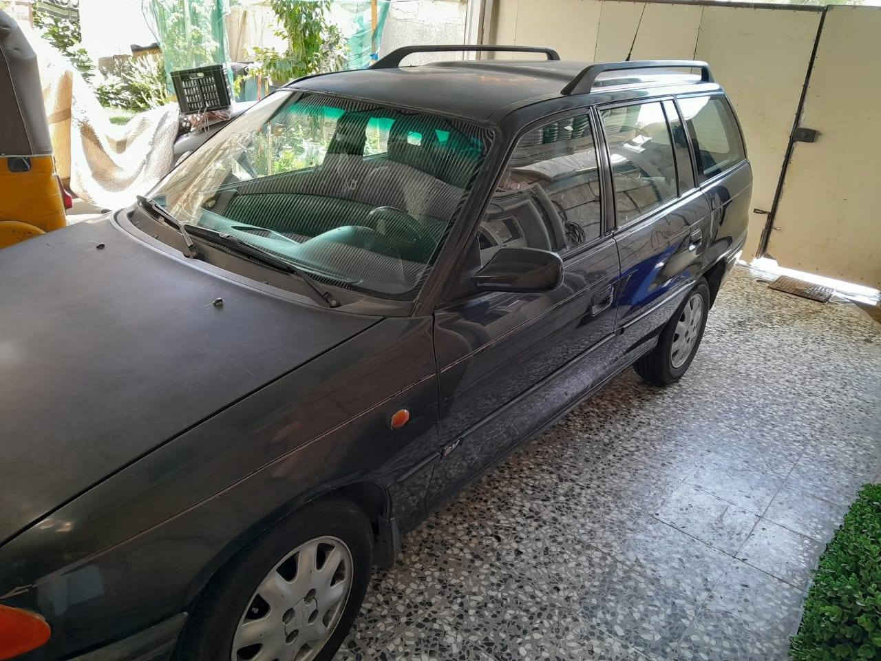 سلام عليكم 
مكلف بل نشر 
اوبل للبيع
سعر 42
رقم بغداد دولي
موديل ٩٨
محرك ٢٠٠٠
تبريد 
شاشه تاب 
بدون حادث
محرك كير كهربائيّات مكفوله
تخم تاير بدون خياس ترايها كلش حلو 
مكان سيارة  بغداد الاعظميه رقم صاحب ‏‪***********‬‏
