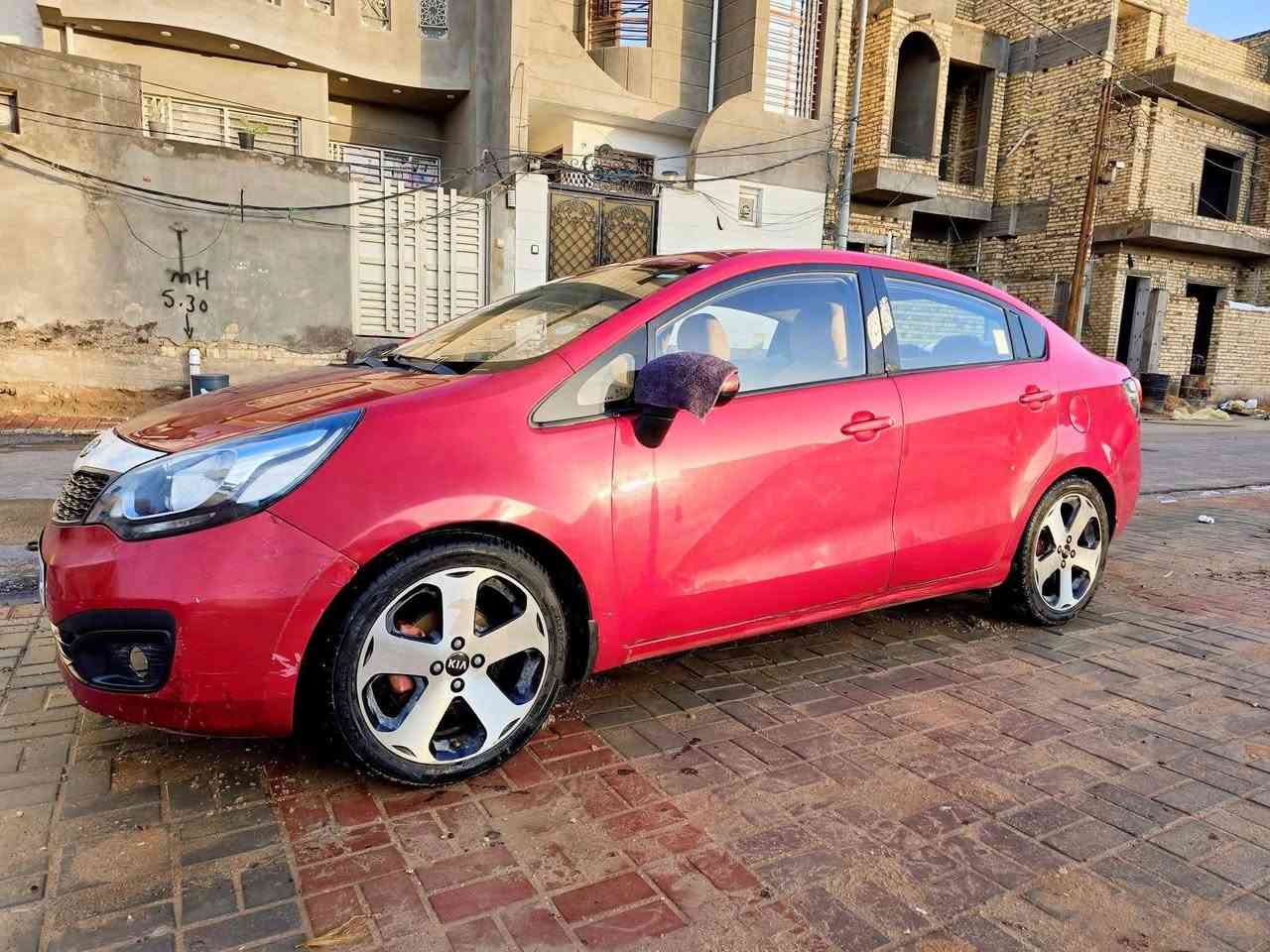 كيا ريو ٢٠١٣ خليجي تبريد ثلج خير من الله حداديه جديده  تخم تاير ماصار شهر من شديته  بأسمي مابيه تبديل فقط بارد قليل  السعر 87 
*********** 🤙➿️
