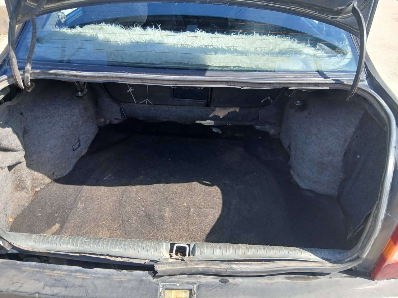 فكترا حجم ١٨ موديل ١٩٩٢ سنويه عظم لغاية ٢٠٢٩ رقم الماني باور اي بي اس سلايت قفل مركزي دوشه حدادية طغم تاير جديد وايرمنيا كل شغال كابون بانزين بيها كير شرط محرك بي بداية رخاوه بدون ضرر فقط ضررها البدنة مبدلة شرط التحويل والوكالة من الشرعي السعر ٢٧ للاتصال 
***********
***********
