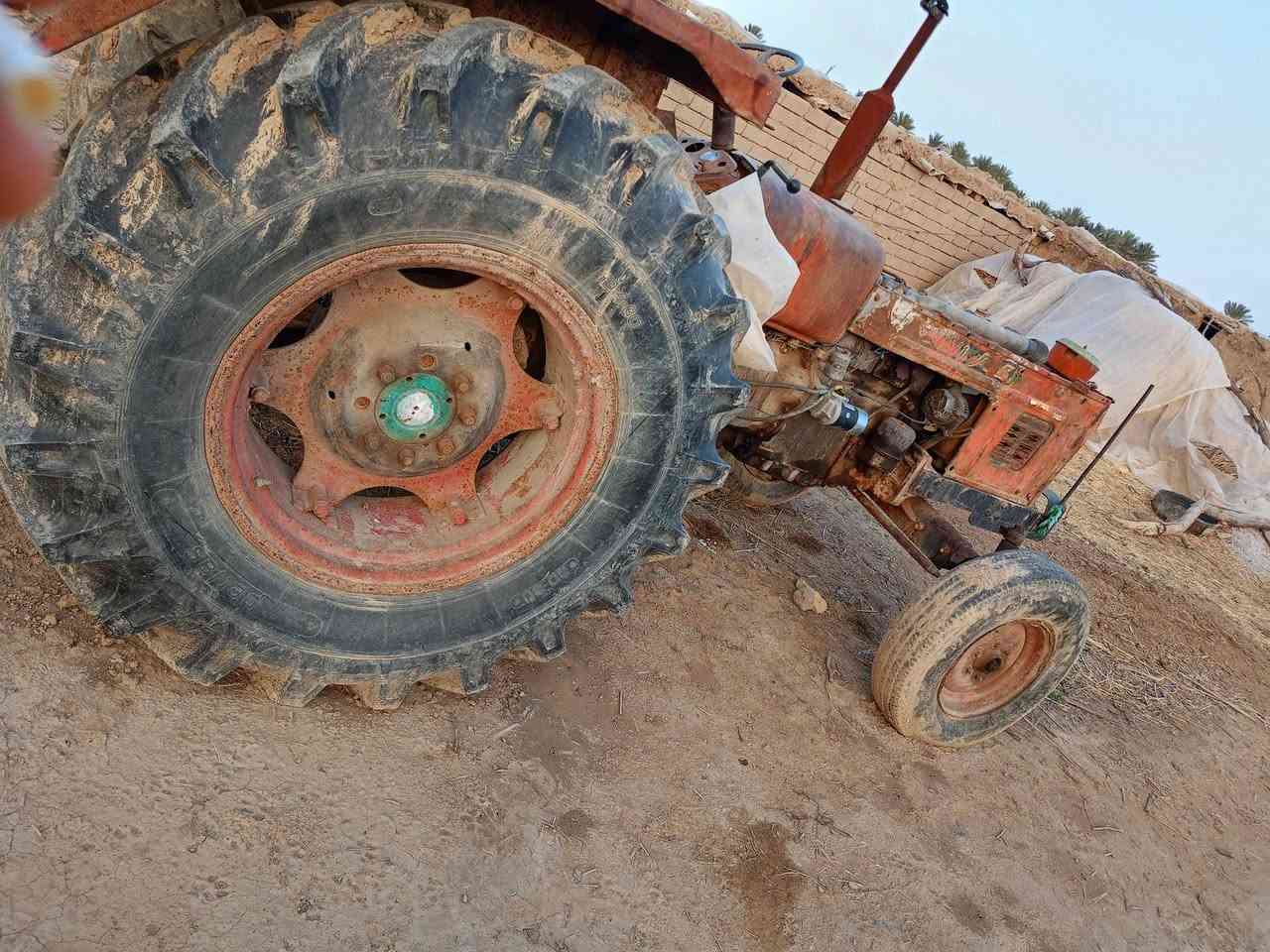 السلام عليكم اخوان عنتر موديل 85 تخم تاير  جاهزه نگره سلف باور  وفدان سلوم  جاهز وخرماشه عوزه بس لحيم  المكان ذي قار  قضاء الغراف  لاستفسار ***********
