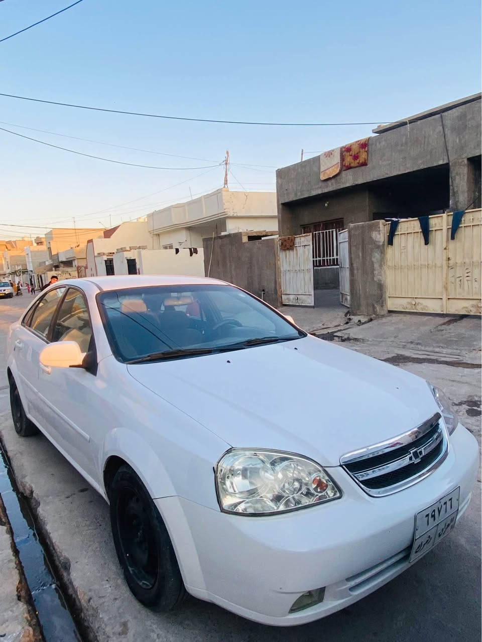 ئەم ئؤپترا 2010 گیر عادیەم هەیە بؤ فرؤشتنە گیر و مەکینەی بەشەرتە رەقەم و سەنەوی لە 2015 بەسەرجوە بەس بەناو و کردن و تەحویل کردن بەشەرتە لیدران جاملغی لای سەکنی بؤیاغە لەگەل 4 جئ جەمپەکی پشت و پیشی خەفیفی هەیە چوار تایەی نویی بؤی بەسترایە بؤ زانیاری زیادتر تەلەفؤن بؤ ئەم رەقەمەی خوارەوە بکە *********** واتساپ عینوان ئەم سەیارە لە هەولیرە أربيل, العراق
