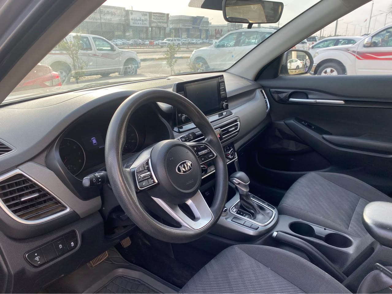 مساء الخير  كيا سيلتوز  للبيع 2021  تحويل او وكاله جاهزه بأسم بنيه  محرك 1600 دوش ماشيه 47الف  ما بيها اي نقص صبغ بيها بس بنيد فقط 
السياره كلها مكفوله  وجديدا بمعنا الكلمه مكانها بصره حي المهندسين   السعر 138$  بيها شوي مجال للاستفسار اتصال او وات ساب ***********
***********
 مكلف بلنشر.  رجاًً البصرة, العراق
