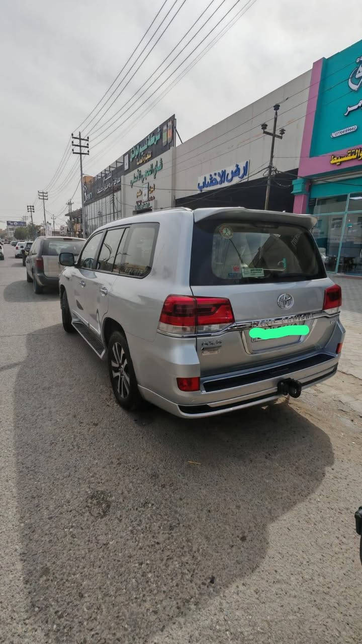 لاندكروز جكسارة مديل 2019
جديدة جدا جدا جدا
ماشية ٨٥ الف فقط
وكالة ساز GXR ستة سلندر
بيها مواصفات تجي اعلى من الفول (دائما الالوان يجي مواصفاته اعلى من الابيض والاسود)
السيارة مكفولة ورقمها بغداد بأسمي
متواجد في كربلاء
***********
اتصال أو واتساب
507 وبيها مجال بسيط
