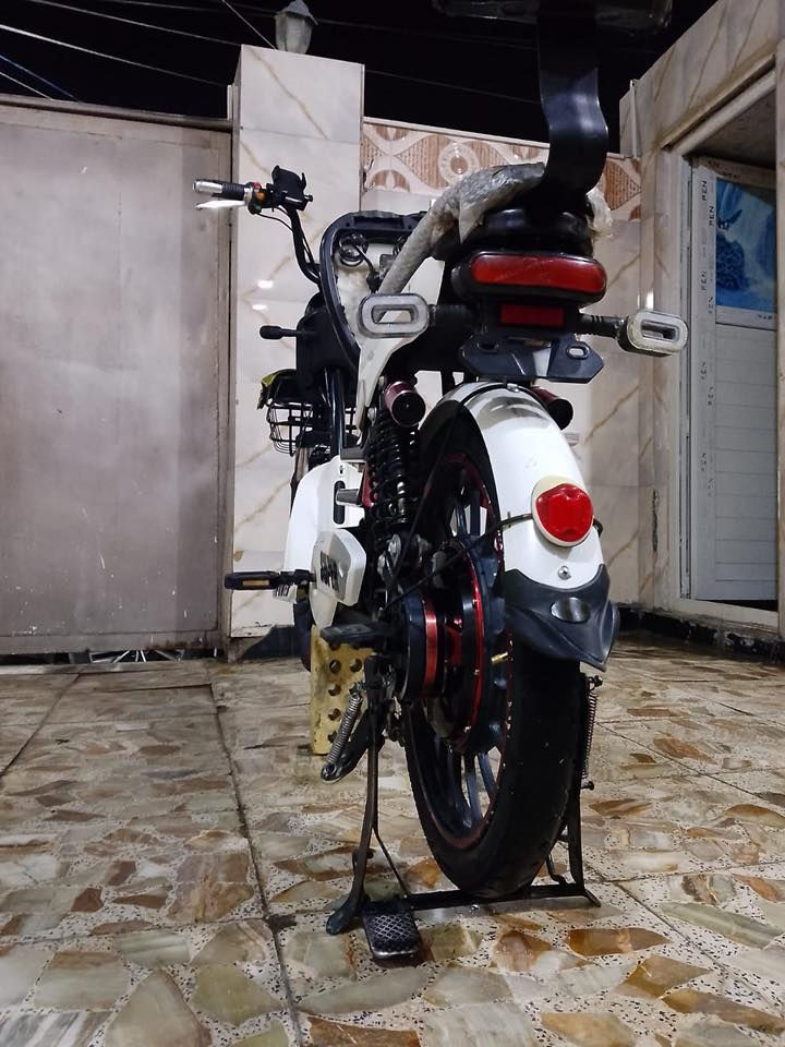 للبيع باسكل شحن مديل 2023
نظيف، يمشي 30–45 كم
يشيل وزن 100 كيلو
السعر/ اتصل على الرقم

📍 كوفة – حي ميسان
📞 ***********
