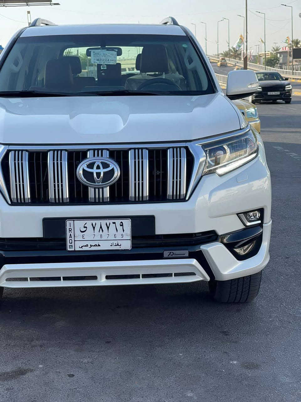 تيوتا لاندكروز برادو 2022  T.X.S ساز
سياره فول الفول سبعينيه
ماشيه 53 الف
بصمه 
فتحه 
تبريد 3 قطعه
ثلاجه 
جلد
مكينه 4000
تحكمات ستيرن 
5 ويل كب
شاشه 
فور ويل 
زراك 
زنون 
مري شفط 
اشاير مري
2 كرسي كهرباء
كامره
حساس خلفي
حساس امامي
بعد بيه هواي موصفات
رقم بغداد
تحويل مباشر
مكاني نجف
لسعر 455$
***********
***********
