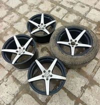 متوفر للبيع. ويل كب تو سايز رياضي حجم 18  رياضي للبيع نجمة.. 078250651...