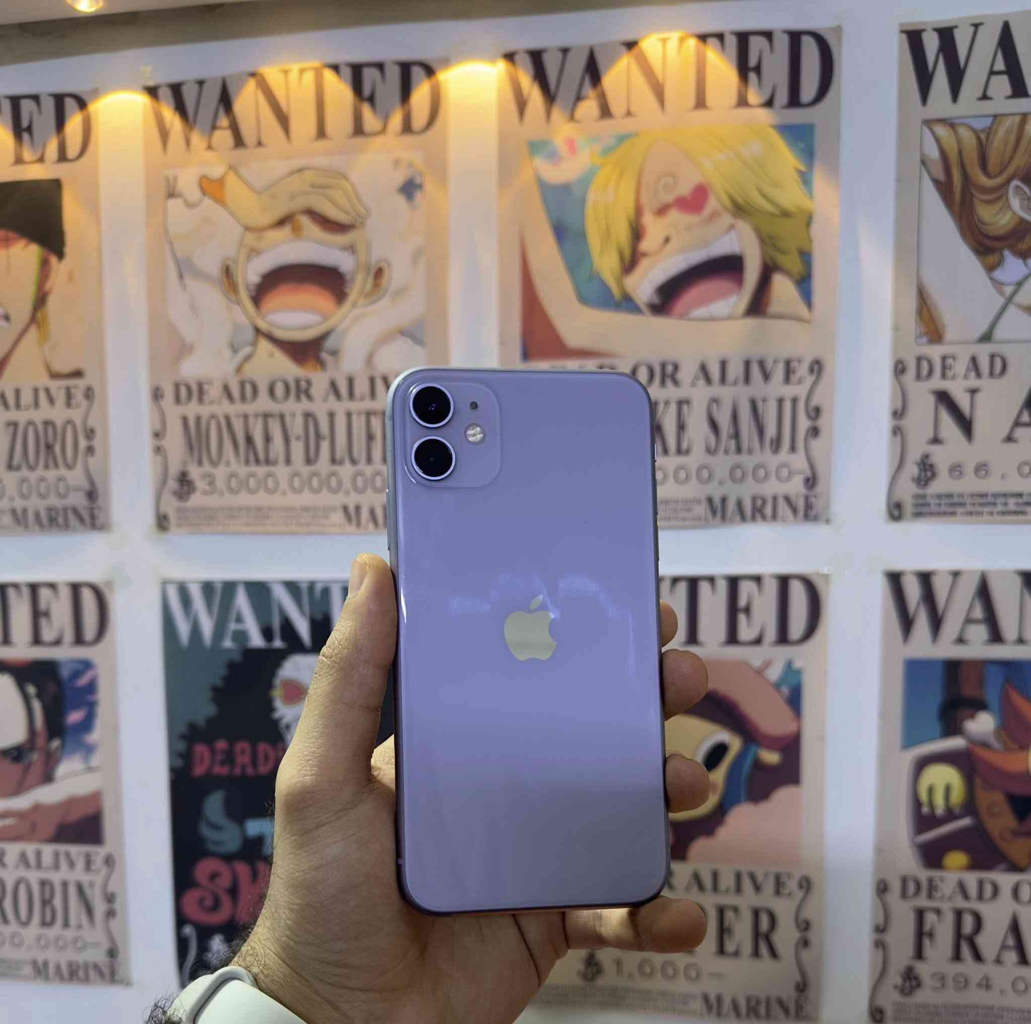 سلام عليكم ❤️❤️
ايفون 11 عادي 
ذاكره 128
تك سيم كارت 
100% 💯 نظافه

250 الف 

مكاني الشالجية🤍🤍
***********
