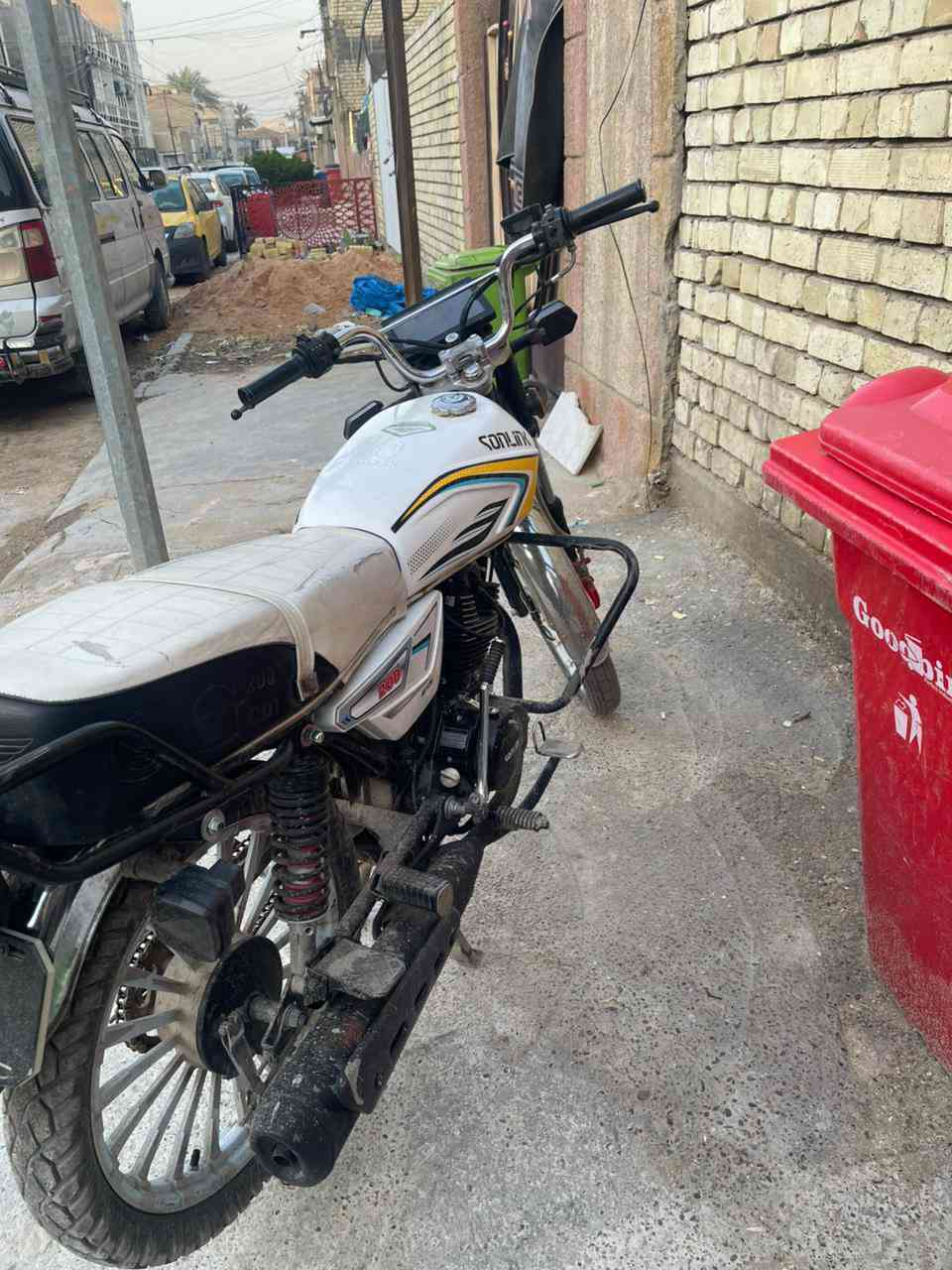 سونك موديل 25 مكينه مكفوله كهربائيات كامله سعر 600 وبيه مجال مكان مشتل بغداد ***********
