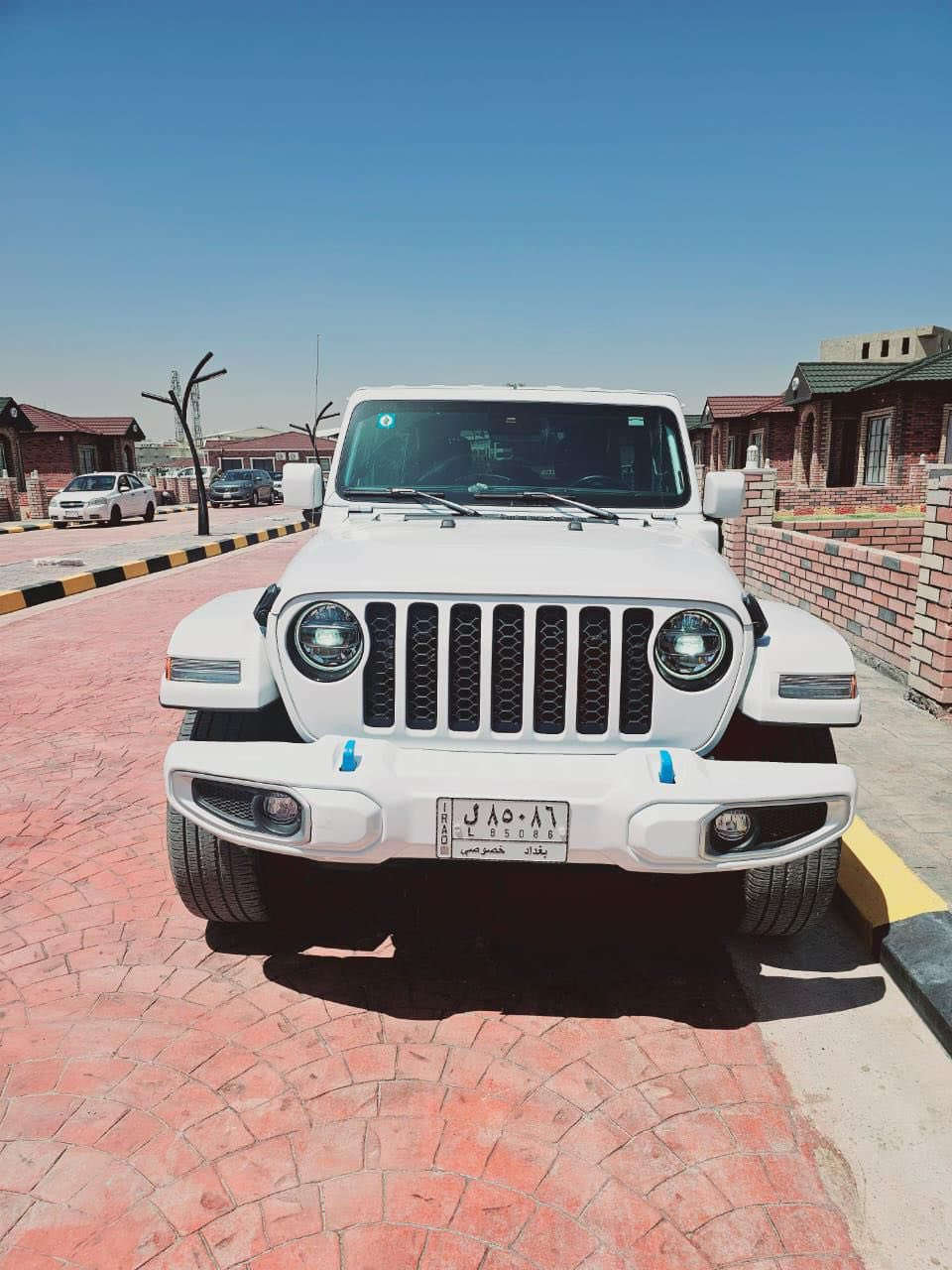 جيب رانجلر  موديل22
الضربه البك الخلفي فقط 
لاستفسار ‭0771 994 6588‬
