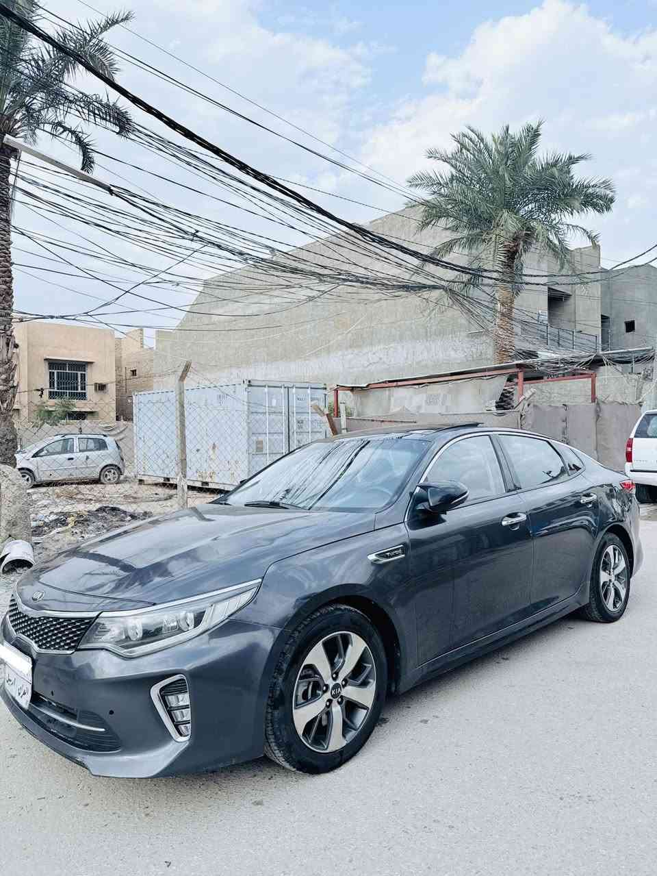 سلام عليكم أوبتيما موديل 2018 فول vip فئه SX سياره حلوه ومعايزه شي السياره متعوب عليها مرتبه كلش حادث جاملغ + بنيد فقط بدون دواخل مكان السياره نجف كوفه السعر 130 وبيها مجال شراي اتصل ***********
