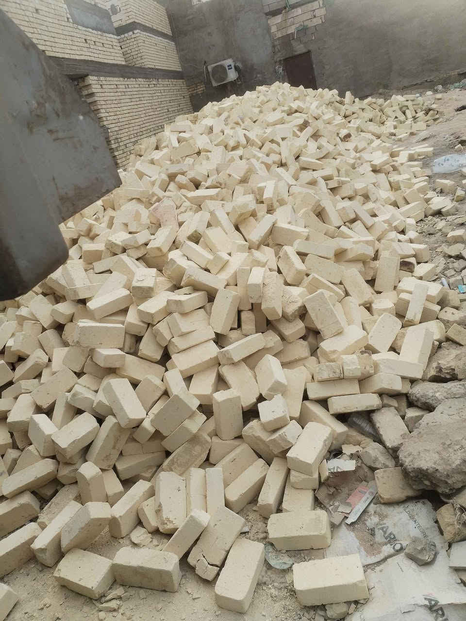 نزول في سعار طابوك سعاراجد مناسب *********** يتوفر وتساب البصرة, العراق
