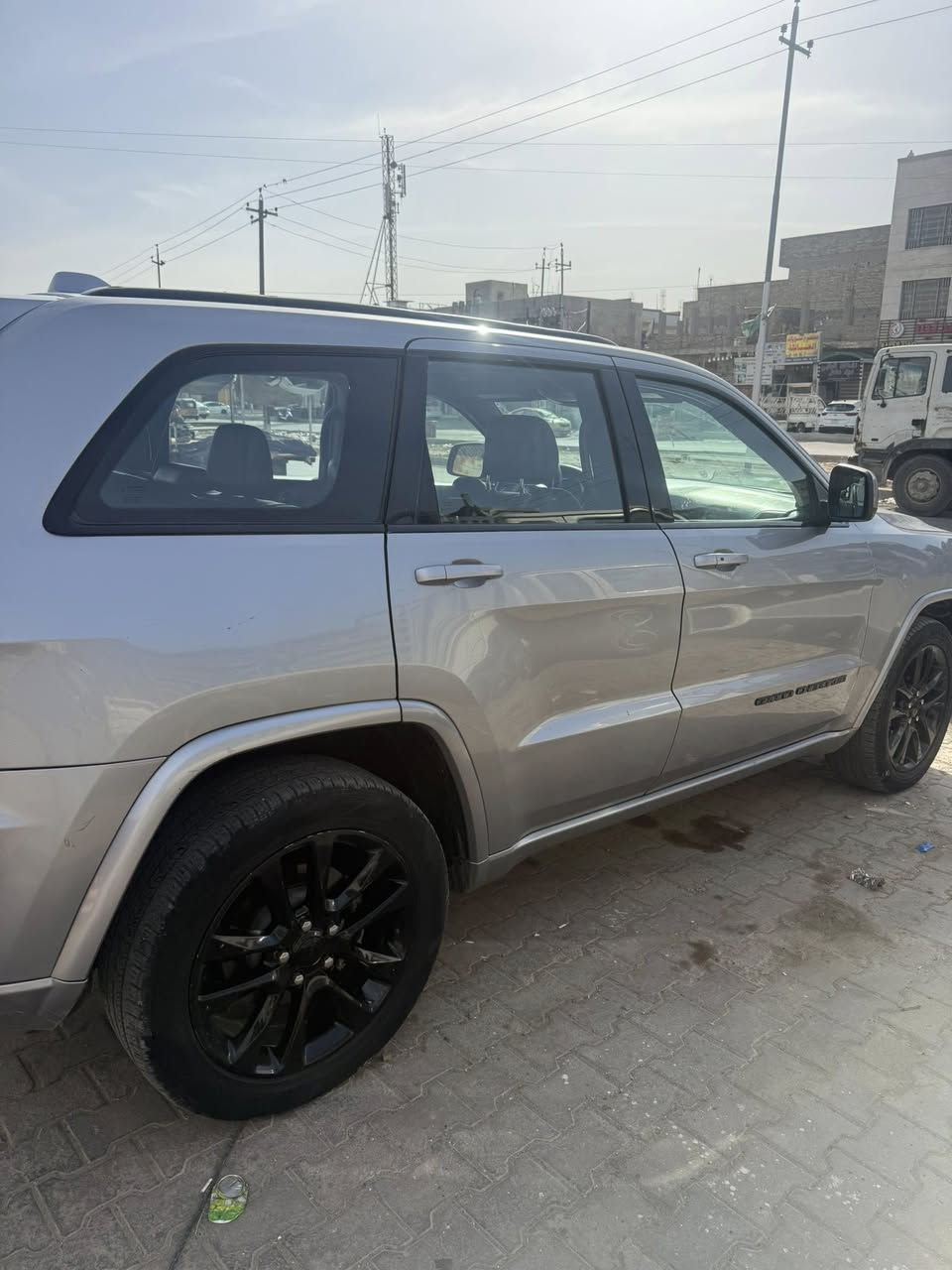 سلام عليكم جيب بلاك توب موديل٢٠٢١ بيع ومراوس حادث قطعه وحده  حجم المكينه ٦ رادارات خلفي كشنات جلد و شامو شاشه كبيره حساسات بلادي لايت زنون بلدي نظام سبورت نظام ايكو نظام مانع انزلاق بصمه تشغيل عن بعد صندق كهرباء نظام اقتصاد من توكف بازتحام تطفي كشنات تدفه ستيرن تدفه بعد هواي مواصفات سعر مناسب على خاص ***********
