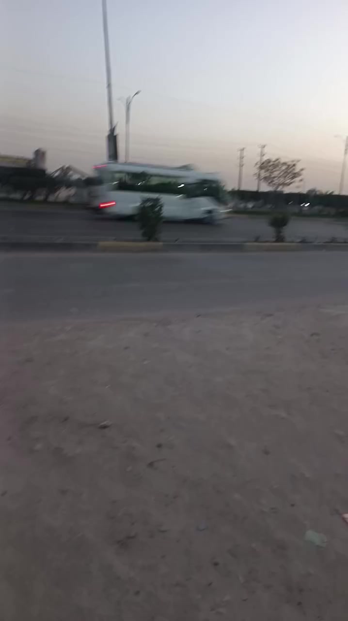 كربلاء المقدسة على بركه الله 

نص دونم للبيع مساحته 1250 متر

يبعد عن شارع بغداد 150, متر 

عامود. 159 بدخول إلى كربلاء 

جنس العقار طابو زراعي سند 25 قرار محكمه 

السعر 325 مليون قابل للتفاوض 

تفاصيل اكثر اتصال وتساب 

***********
