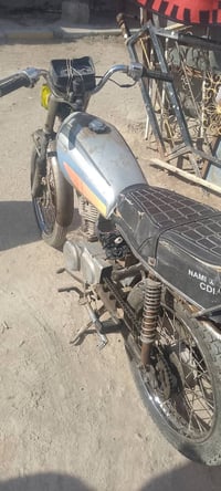 دراجه ايراني للبيع أوراق ٢٠١٣ محرك نامه متروكه صارلها فتره  للاستفسار ...