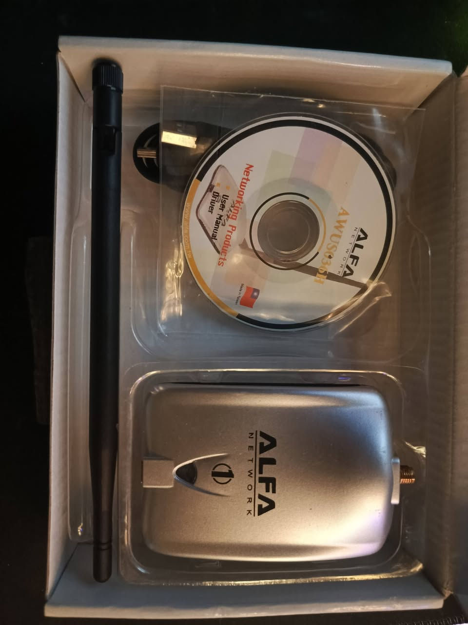 ALFA - AWUS036H  ادابتر ألفا
جديد واصلي ومفحوص ،.. يدعم وضع المراقبة وحقن الحزم 

60 الف 

توصيل متوفر


**إذا كنت صاحب هذا الإعلان وتريد حذفه لأي سبب، رجاءا أرسل رسالة إلى الدعم الفني**