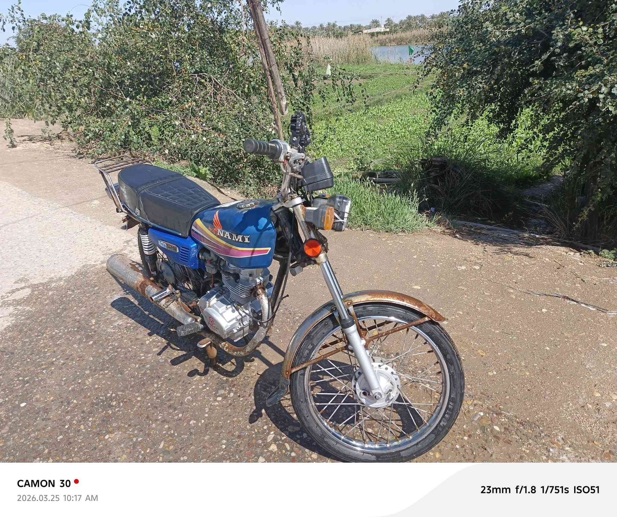 سلام عليكم
عمي دراجه نامه البيع موديل 18
وراق درجه كله شغاله خير من الله 
وهذا رقمي ***********الشراي بي خير ويدلل
