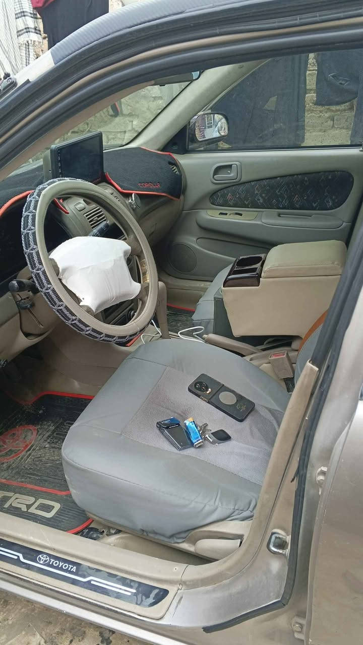 كورلا موديل 2000 وارد امريكي 
فل اوتماتك رقم شمالي جديد 
مكينه جديده 1800vvt
شاشه Android
بطاين +يدات داخل خارج كله جديد
دوشمه +ارضيات جلد +دوسات كله جديد
باور+تخم صدر جديد
ديكارت+بنزات جدد
راديتر جديد وكاله 
تخم تاير جديد
جامه اماميه +بطاريه جدد 
تدفئه وتبريد
ما تصرف عليها الف ماعدا الكشر ينرادلها صبغ
مكان السياره ((((((سامراء)))))) .....السعر....57 وبيها مجال بسيط
للاستفسار *********** سامراء, صلاح الدين

