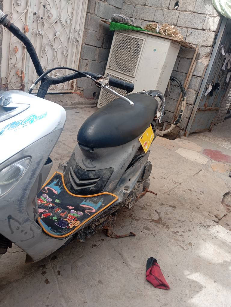 دراجه ماكس منغولي مفتوحه مره وحده وهسه نكطع زنجيل 
سعر 350وبيه مجال الطيبين البصرة, العراق


**إذا كنت صاحب هذا الإعلان وتريد حذفه لأي سبب، رجاءا أرسل رسالة إلى الدعم الفني**