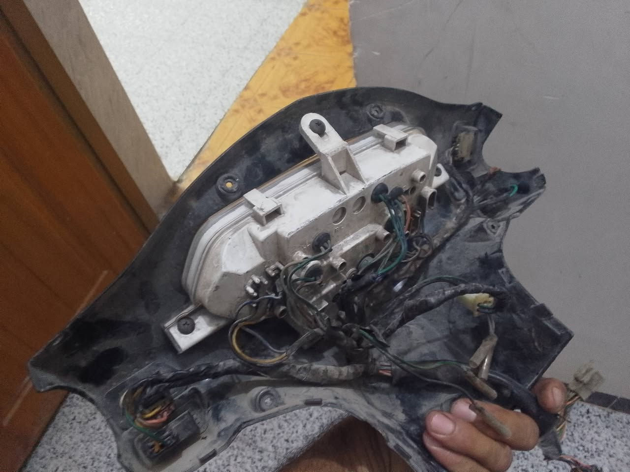 عداد كامكو g4 كولش نظيف حاويه مع السواد والدكم بلاد عل فحص تفحص ويشتغل بالكامل ياله تاخذه السعر تفضل خاص وتدلل او تتصل بالرقم ***********
