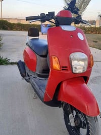 دراجه ماكس بوليس كابريتر  دراجه نضيفه مال رنبه على أيدي  اي نقص ما بيه...