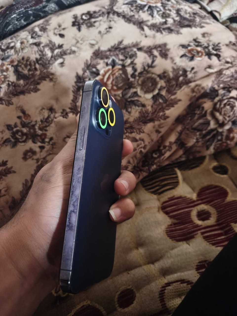 14 برو ماكس سعره 490 بي مجال حك الجيه وماكو هيج سعر
مبدل شاشه بلاديه فقط فيس ايدي شغال 
بطاريه 77  
دبل سيم 
لون بنفسجي 
128 كيكه
 ***********
