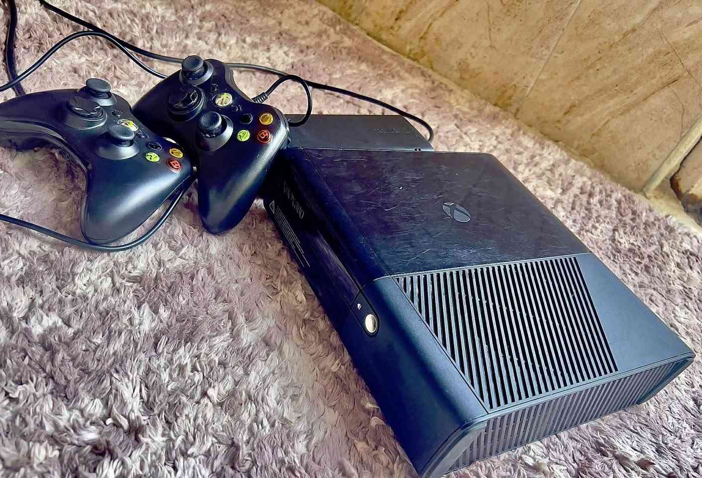 xbox360سوبر اسلم 
النسخة اسود حجم( الهارد 500 )
جهاز مهكـر بي( 40 إلى 45 لعبه ) وبي العاب قويه كلفتيوتي جميع الاجزاء وبي gta5 وبي بيس 2018 وبي بيس 2013 وبي FAFI جهاز نضيف جلخ مابي ويا (2 جوستك) سعره 150 وبي مجال قليل


**إذا كنت صاحب هذا الإعلان وتريد حذفه لأي سبب، رجاءا أرسل رسالة إلى الدعم الفني**