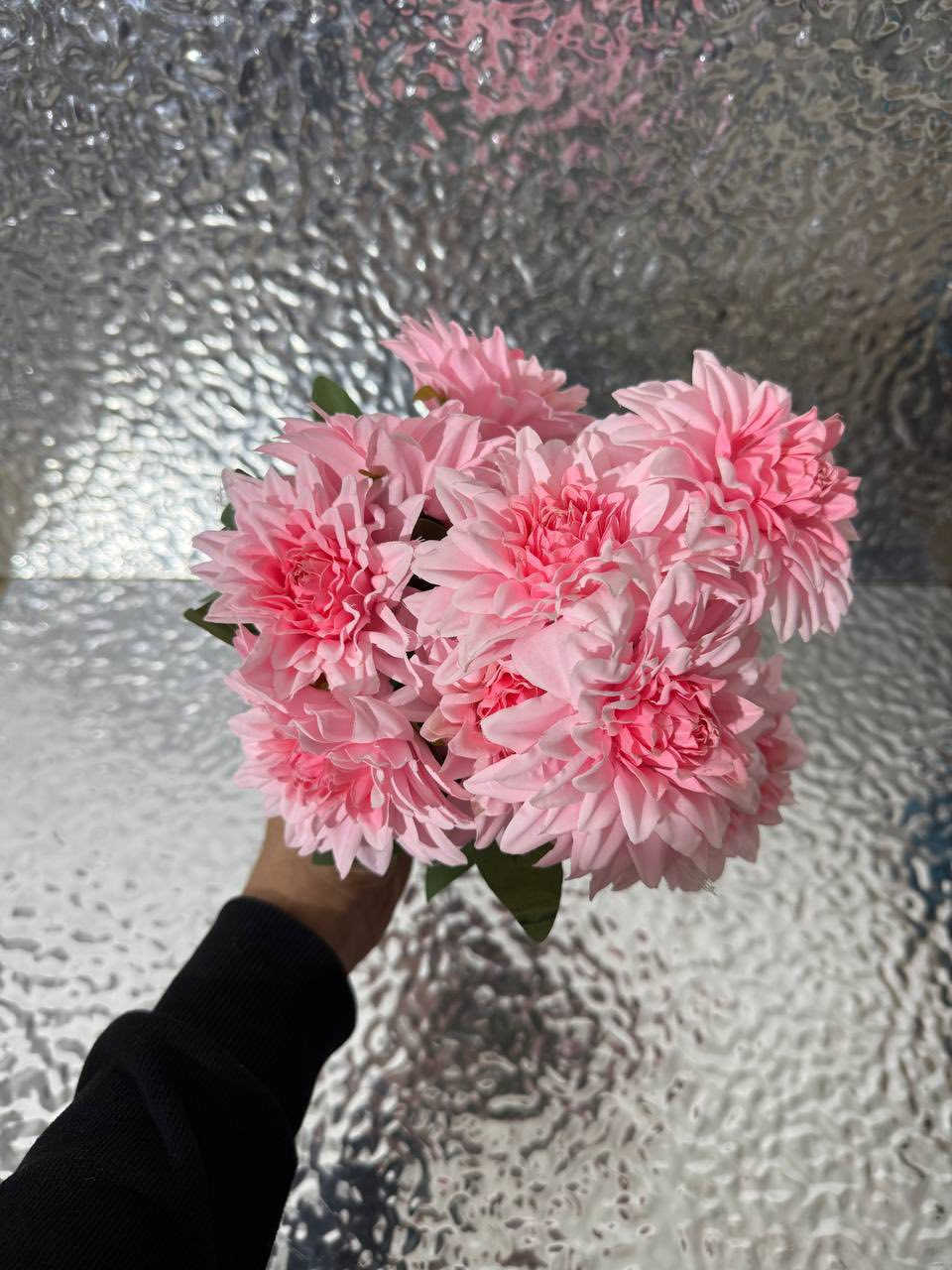 السلام عليكم
عندي ورد كله جديد وكميات ارخص من الجمله بشي بسيط 
وعندي غراض نواعم كله جديد 
اخوان اترجاكم الي يجي بس يسئل ويريدهم كسر من هسه مابيع بس الشراي يراسل 
عنواني بغداد 
للاستفسار:***********
