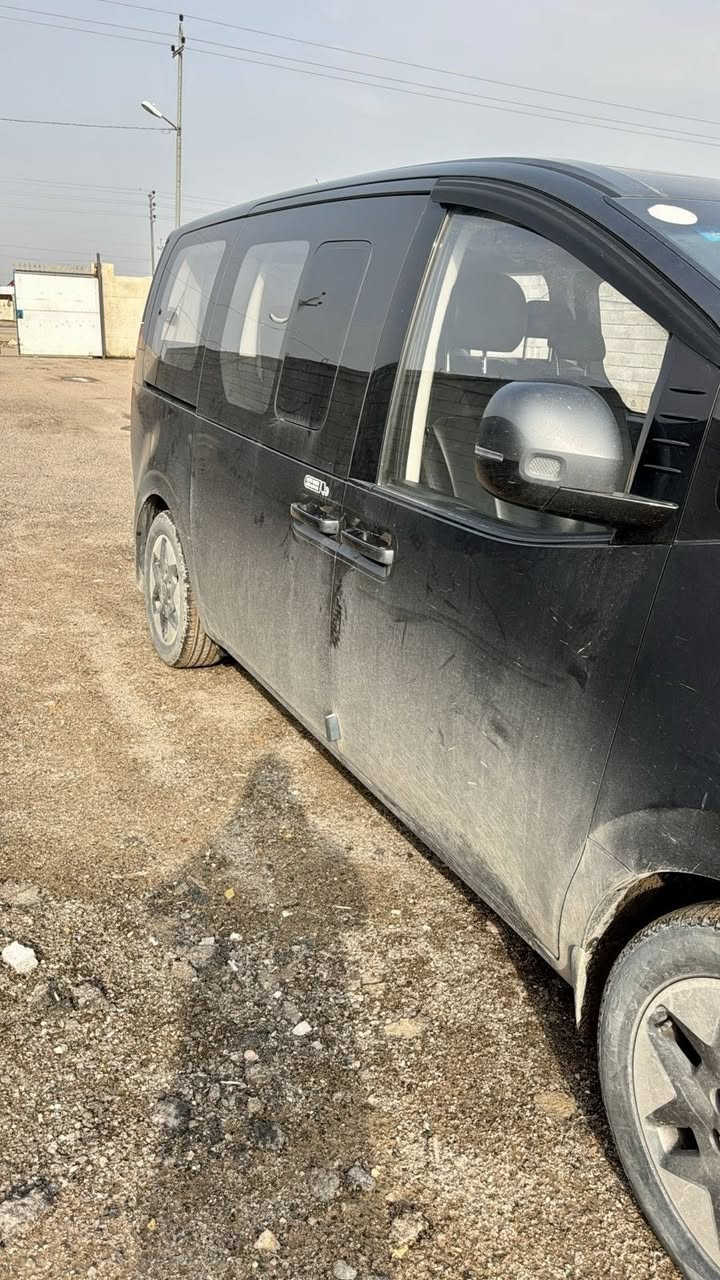 السلام عليكم
هيونداي ستاريه او ستاركس مديل 2022
وارد كوري مكفوله فول مواصفات قياده ذاتيه تثبيت مسار مثبت فتحه  فول على الاخير 
مكانها بصره 
***********
