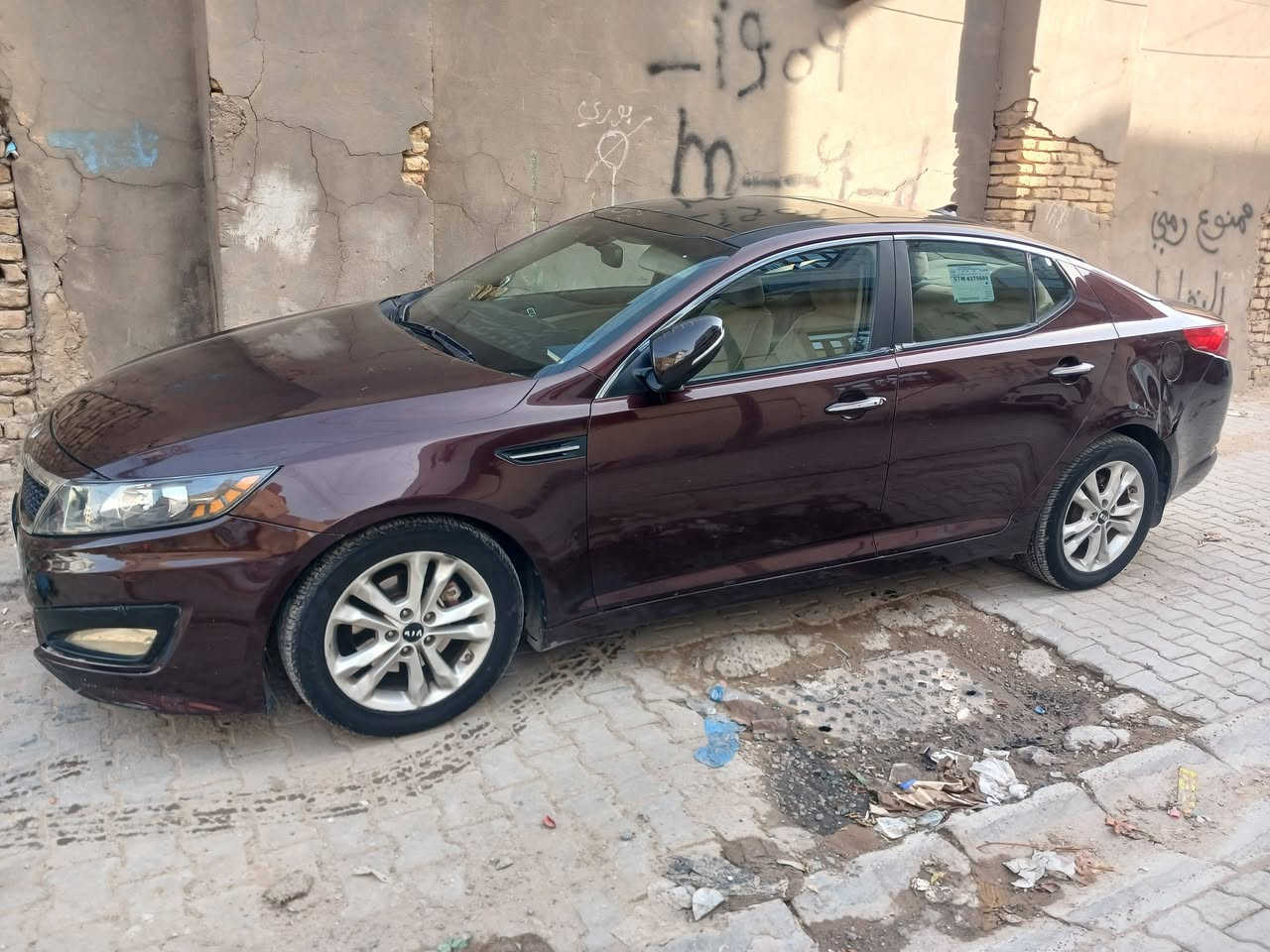 السلام عليكم كيا اوبتما موديل ١٢ 
فول مواصفات 
ماشيه ١٠٥ الف ميل
محرك ٢٤٠٠ جي دي اي مفتوح
بيها ٦ قطع صبغ 
رقم بغداد الدولي بأسمي سنويه وهزة جديدة 
السعر ١٠٥ وبيها مجال 
اتصال او مراسلة على الرقم ***********
